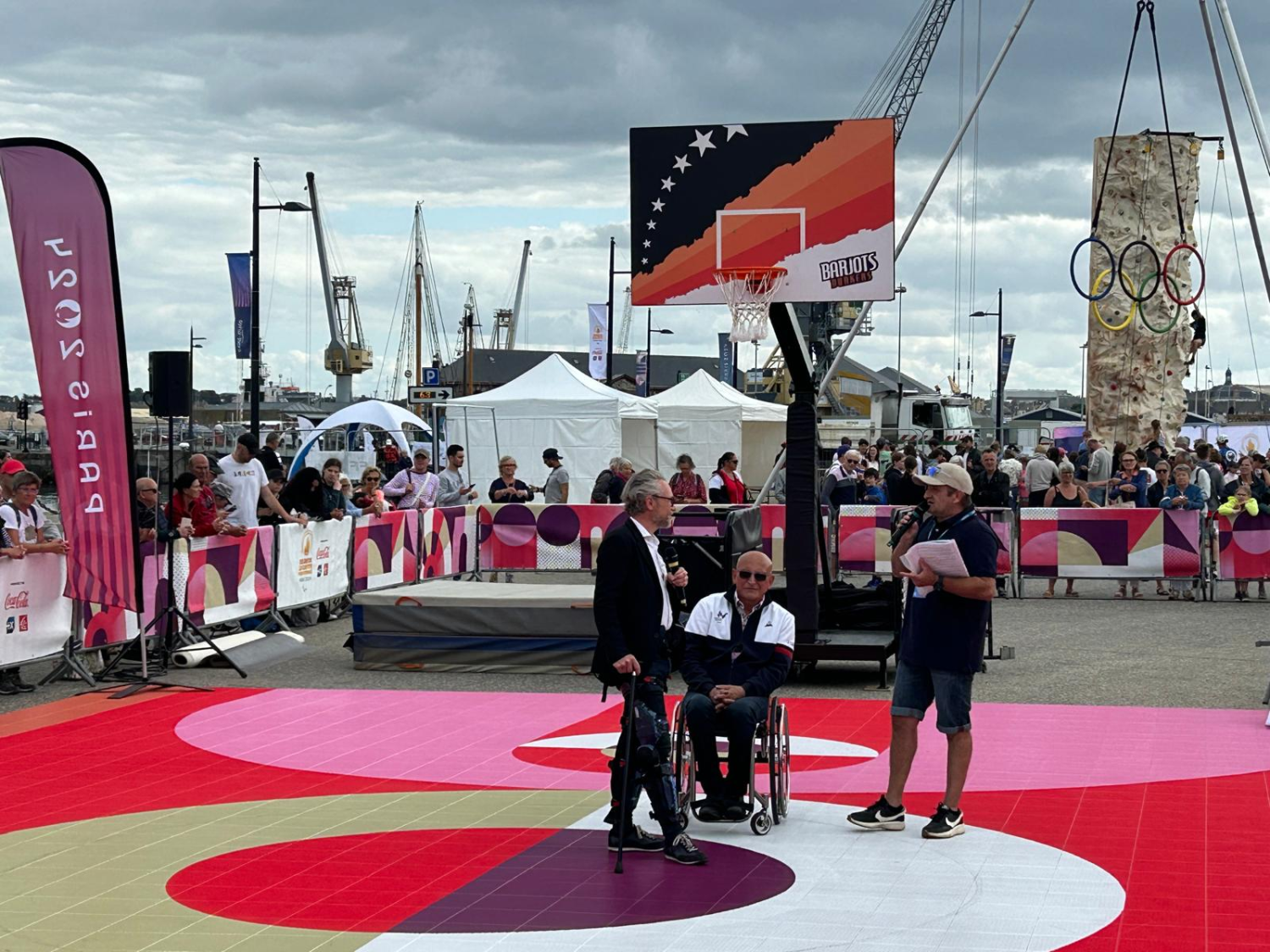 Flamme paralympique à  Saint Malo